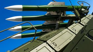 Elevating Cruise Missile Defense Systems with Precision TFT Display Assembly